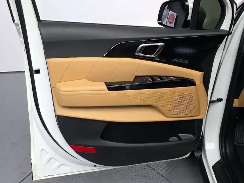 2022 Kia Carnival с пробегом 138 685 км