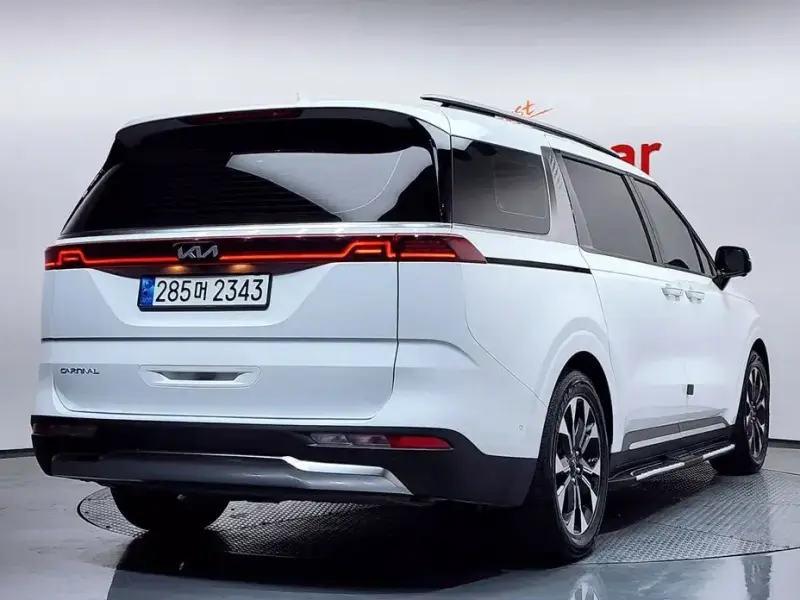 2022 Kia Carnival с пробегом 122 174 км