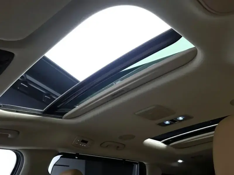2022 Kia Carnival с пробегом 138 685 км