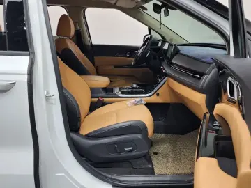 2022 Kia Carnival с пробегом 122 174 км