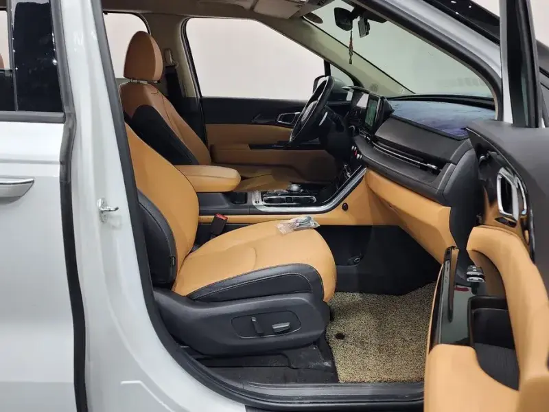2022 Kia Carnival с пробегом 122 174 км