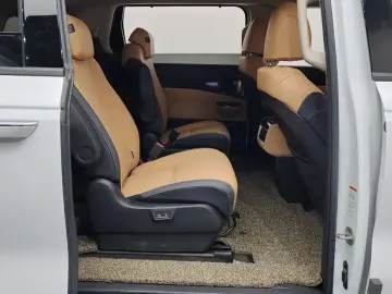 2022 Kia Carnival с пробегом 122 174 км