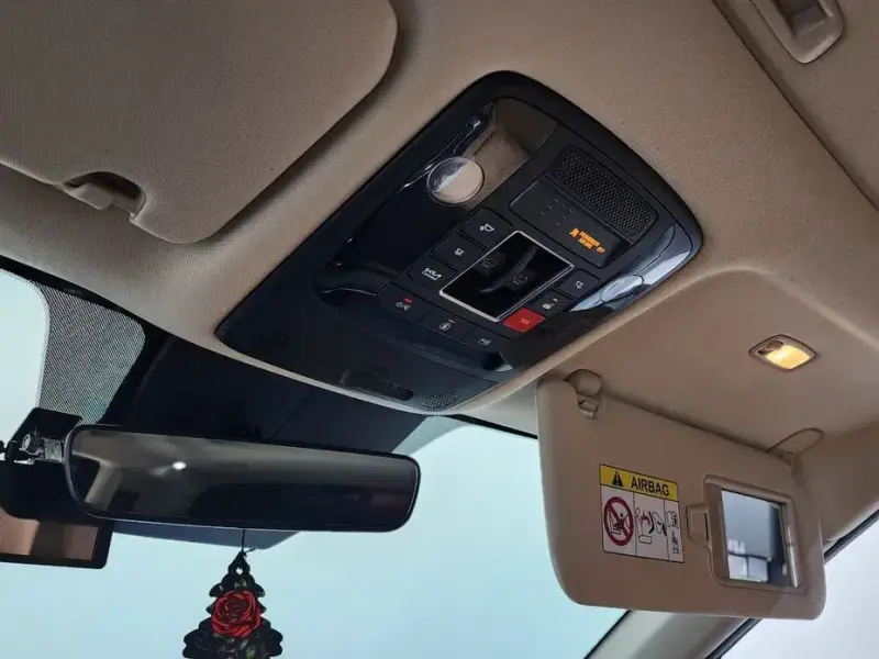 2022 Kia Carnival с пробегом 122 174 км