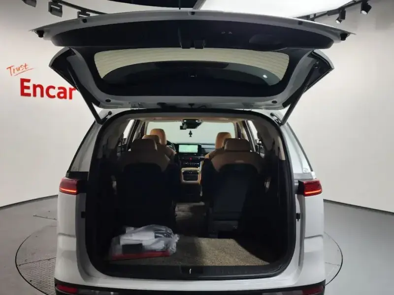 2022 Kia Carnival с пробегом 122 174 км