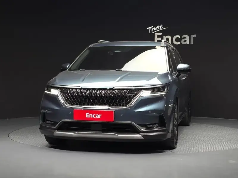 2021 Kia Carnival с пробегом 83 443 км