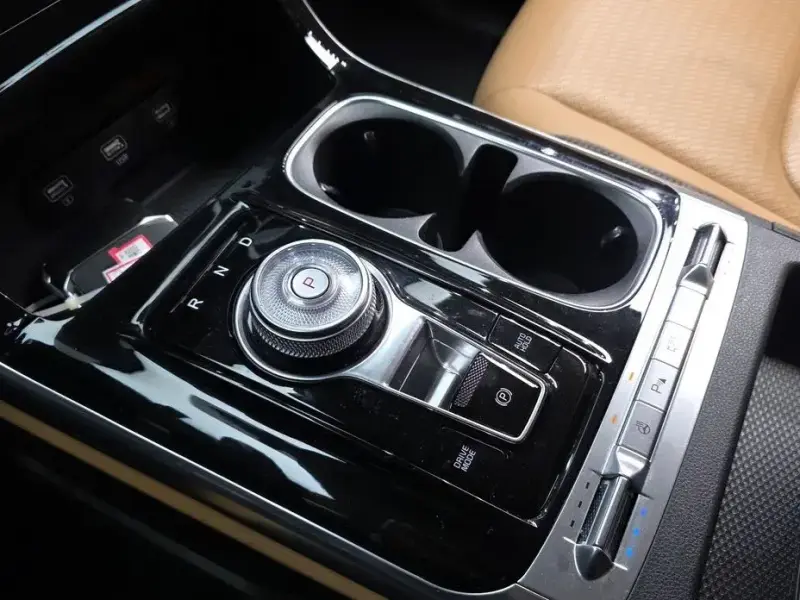 2021 Kia Carnival с пробегом 83 443 км