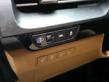 2021 Kia Carnival с пробегом 83 443 км