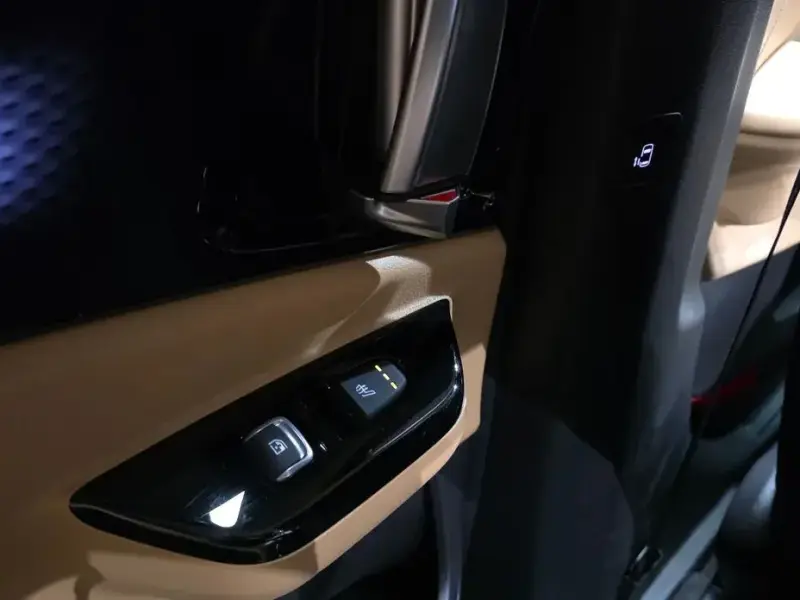 2021 Kia Carnival с пробегом 83 443 км