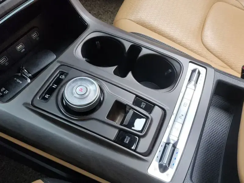 2022 Kia Carnival с пробегом 109 917 км