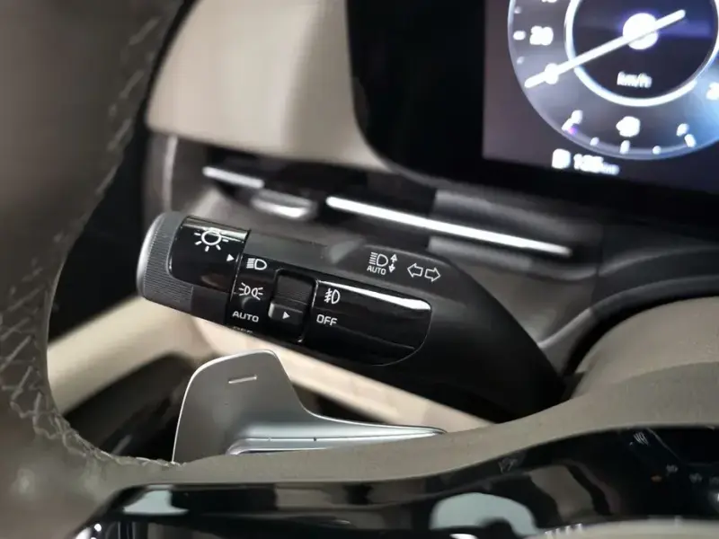 2022 Kia Carnival с пробегом 141 300 км