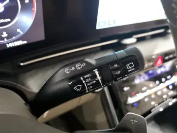 2022 Kia Carnival с пробегом 141 300 км