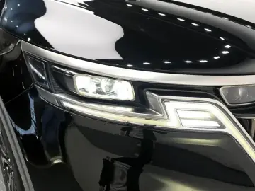 2022 Kia Carnival с пробегом 141 300 км