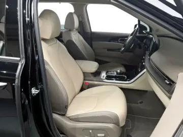 2022 Kia Carnival с пробегом 141 300 км