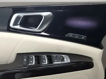 2022 Kia Carnival с пробегом 141 300 км