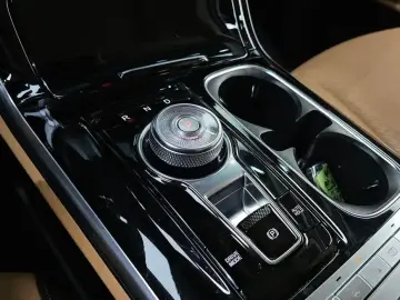 2022 Kia Carnival с пробегом 84 551 км