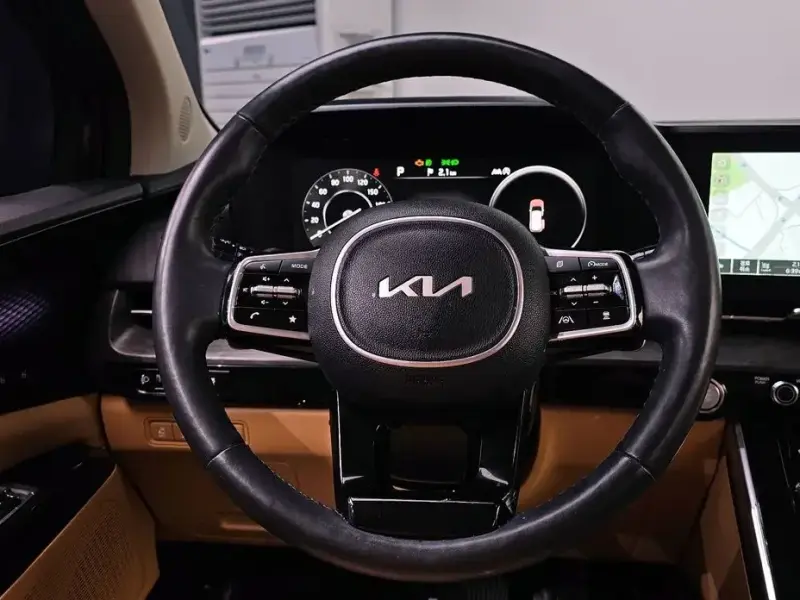 2022 Kia Carnival с пробегом 84 551 км