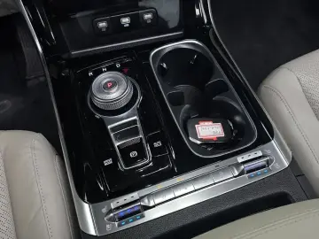 2022 Kia Carnival с пробегом 73 885 км