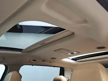 2022 Kia Carnival с пробегом 84 551 км
