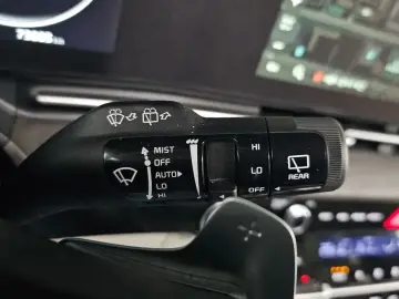 2022 Kia Carnival с пробегом 73 885 км