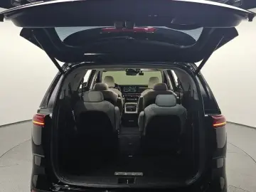 2022 Kia Carnival с пробегом 73 885 км