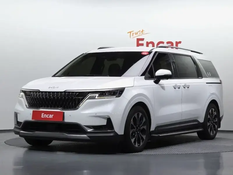 2022 Kia Carnival с пробегом 119 719 км