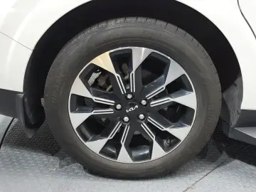 2022 Kia Carnival с пробегом 119 719 км