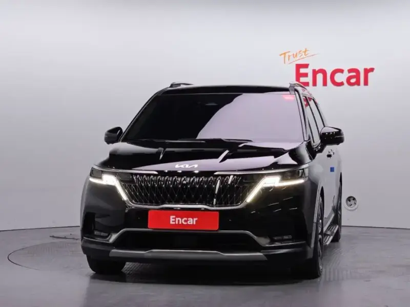 2023 Kia Carnival с пробегом 84 562 км