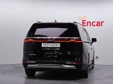 2023 Kia Carnival с пробегом 84 562 км