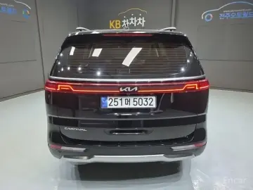 2022 Kia Carnival с пробегом 58 065 км
