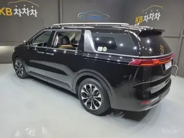 2022 Kia Carnival с пробегом 58 065 км
