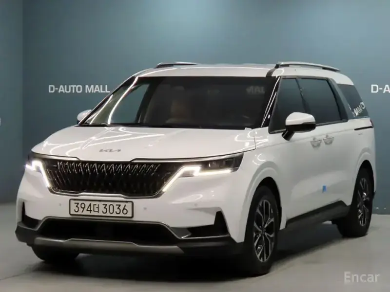 2022 Kia Carnival с пробегом 82 691 км