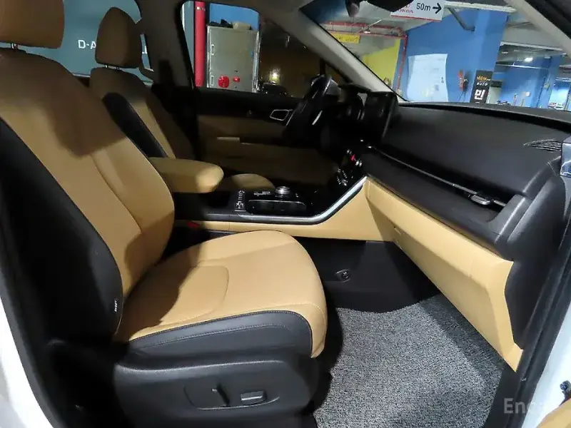 2022 Kia Carnival с пробегом 82 691 км