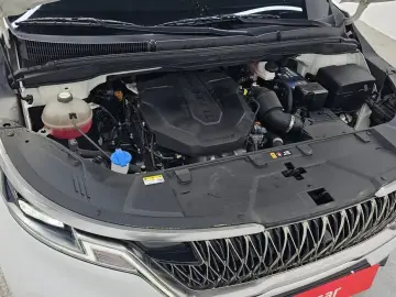 2022 Kia Carnival с пробегом 82 167 км