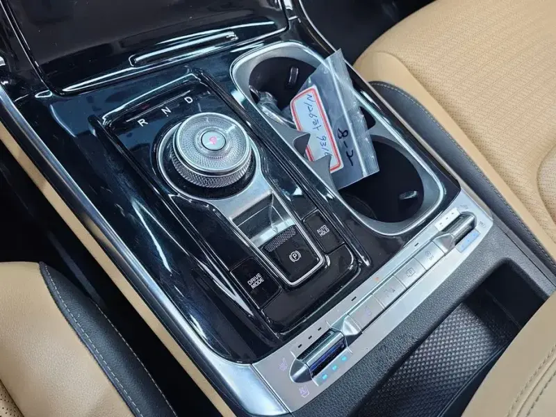 2022 Kia Carnival с пробегом 82 167 км