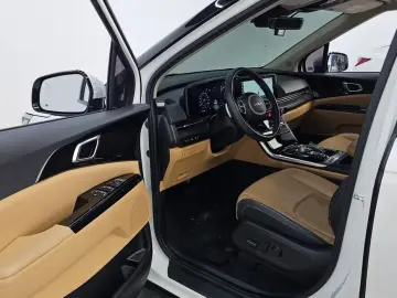 2022 Kia Carnival с пробегом 82 167 км