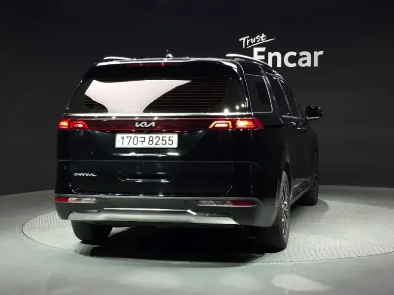 2022 Kia Carnival с пробегом 69 321 км