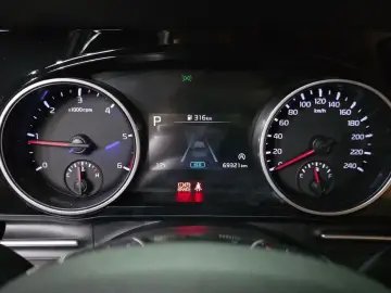 2022 Kia Carnival с пробегом 69 321 км