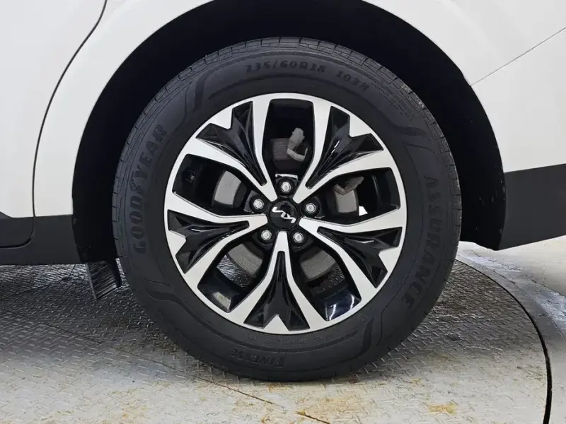 2022 Kia Carnival с пробегом 82 167 км