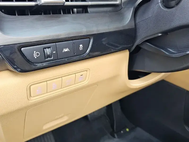 2022 Kia Carnival с пробегом 82 167 км