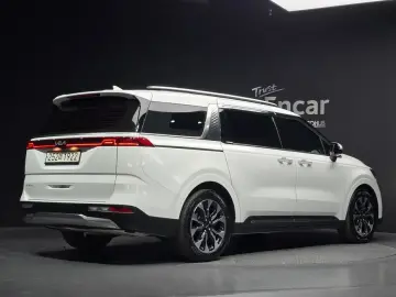 2022 Kia Carnival с пробегом 98 958 км