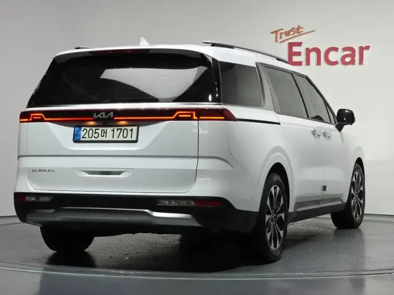 2021 Kia Carnival с пробегом 181 969 км