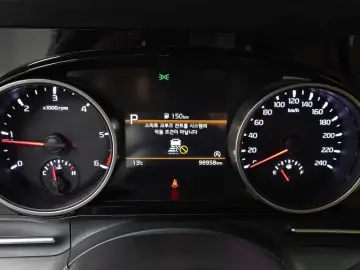 2022 Kia Carnival с пробегом 98 958 км