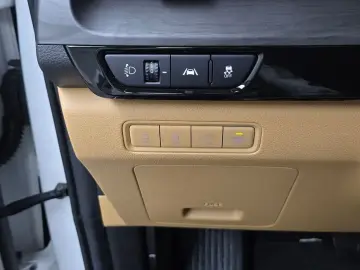 2022 Kia Carnival с пробегом 98 958 км