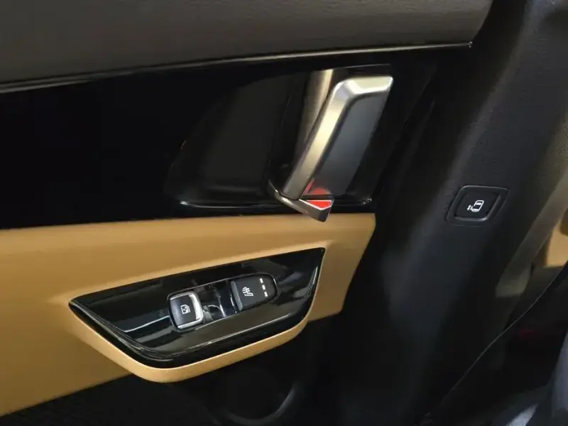 2022 Kia Carnival с пробегом 98 958 км