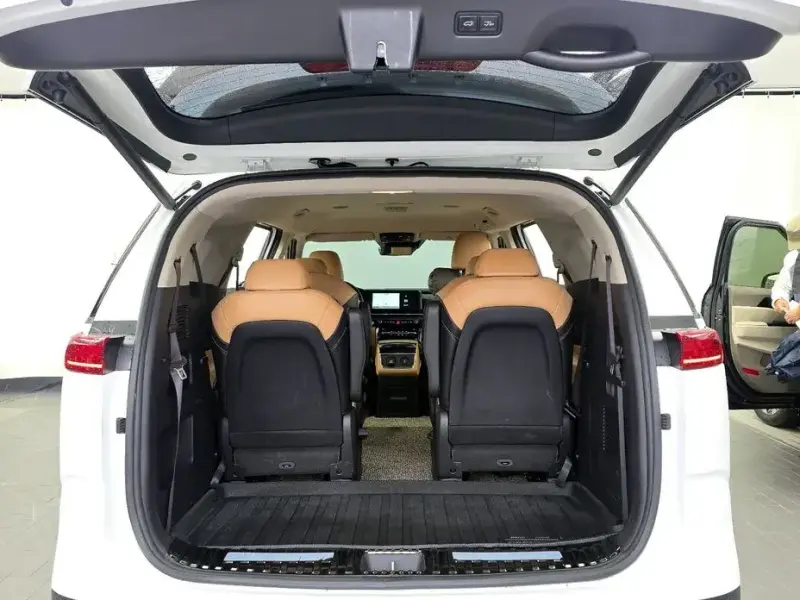 2021 Kia Carnival с пробегом 181 969 км