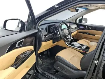 2022 Kia Carnival с пробегом 127 008 км