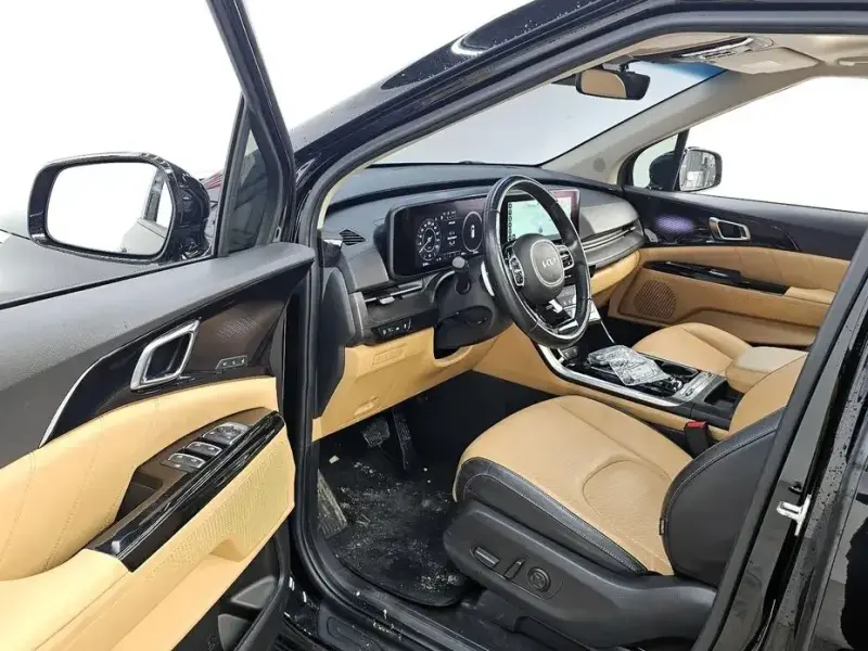 2022 Kia Carnival с пробегом 127 008 км