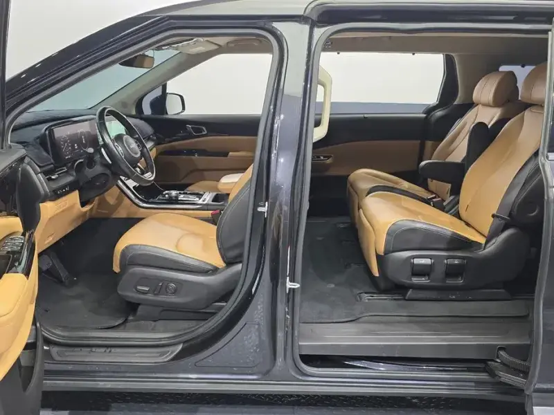 2021 Kia Carnival с пробегом 134 161 км