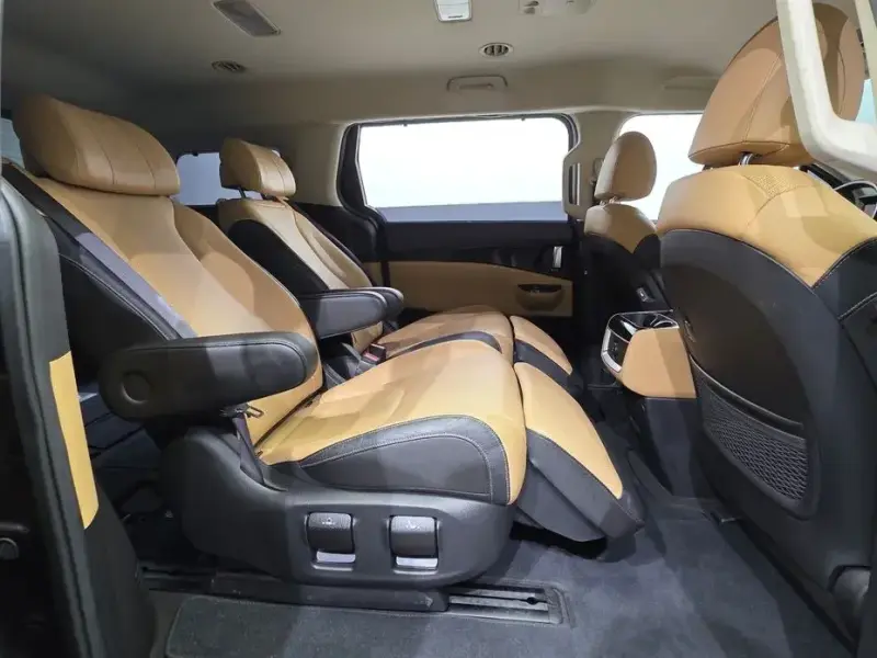 2021 Kia Carnival с пробегом 134 161 км