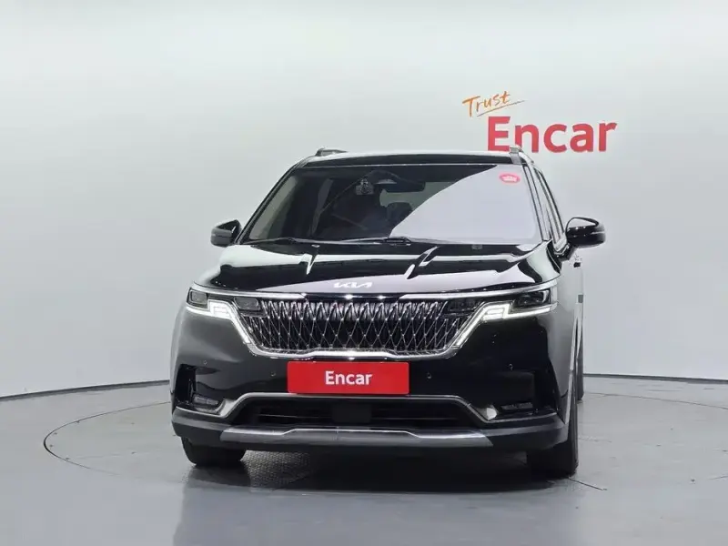 2023 Kia Carnival с пробегом 60 779 км